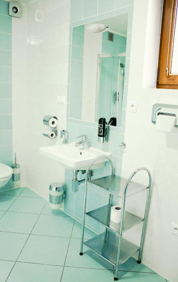 Penzion Anesis - Apartmany Turcianske Teplice Luaran gambar