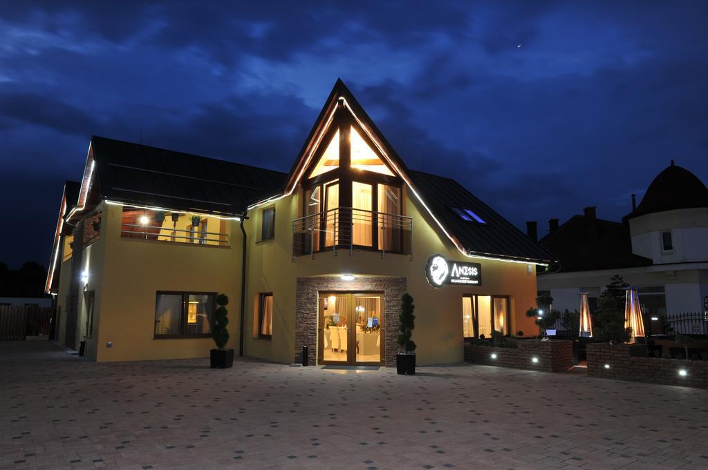 Penzion Anesis - Apartmany Turcianske Teplice Luaran gambar