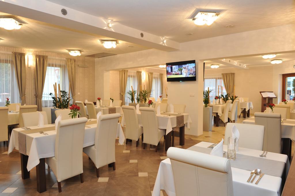 Penzion Anesis - Apartmany Turcianske Teplice Luaran gambar